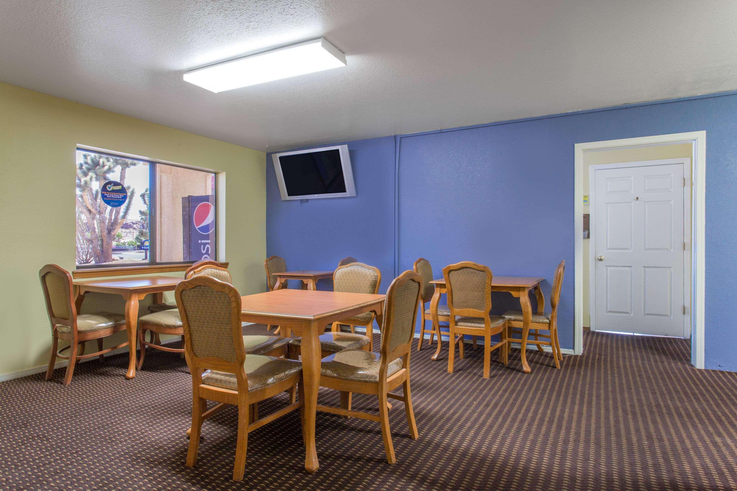 Days Inn By Wyndham Kingman West Zewnętrze zdjęcie